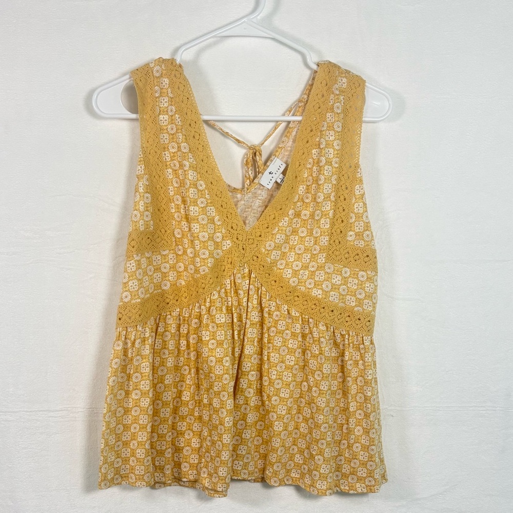 True Craft Yellow Tank | Women’s Large | Good Condition